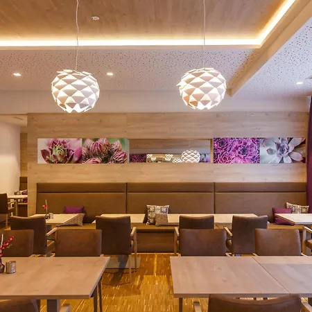 Optimamed Kurhaus Wildbad Hotel 3*